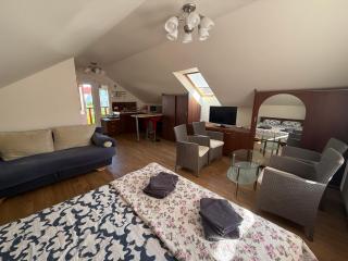 Antras namo aukštas, Palangoje - atskiras įėjimas - 0