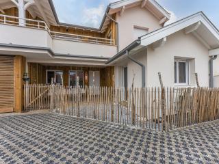 Appartement Neuf T3 Climatisé, Centre Station, Proche Océan, Terrasse Privative, Parking Sécurisé - FR-1-521-240 - 1