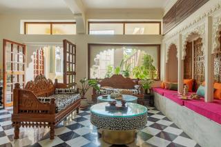 SaffronStays Rang Havelii Premium Room - Udaipur - 8