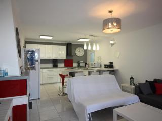 AMETLLERS - Apartamento renovado y totalmente equipado, situado en un tercero sin ascensor en la zona de la Vila - ES-228-193 - Llança - 6
