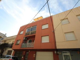 AMETLLERS - Apartamento renovado y totalmente equipado, situado en un tercero sin ascensor en la zona de la Vila - ES-228-193 - Llança - 2
