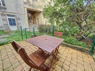 Charmant studio refait à neuf avec terrasse - animaux admis, Wi-Fi gratuit - FR-1-361-562 - Granville - 0