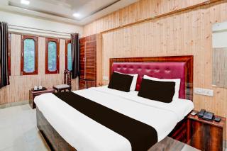 Hotel O Tajganj West Gate Hotel Host - 9