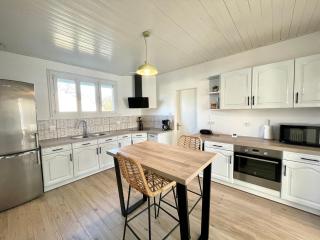 Maison rénovée 3 chambres, proche centre et plage, jardin, parking - FR-1-231-332 - 5