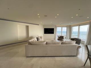 Luxury 3 Bedrooms Seafront Tel Aviv - Tel Aviv - 5