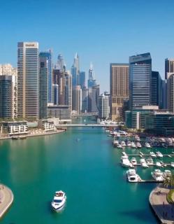 Ladies Only, Small Private Single Room In The Heart Of Dubai Marina-Near Metro Station - 0