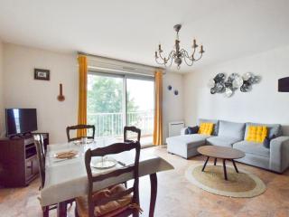 Spacieux appartement refait à neuf avec balcon et garage, proche centre-ville - FR-1-498-108 - Évian-les-Bains - 2