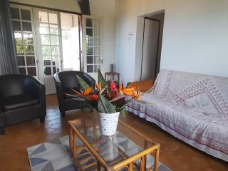 Gîte Bec Rose à mi-hauteur avec vue sur la côte, 2 chambres - FR-1-786-50 - 1