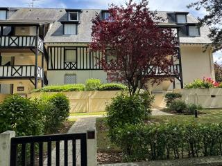 Appartement Duplex 2 Pièces Centre-Ville avec Balcon et Internet Inclus - FR-1-487-383 - Cabourg - 5