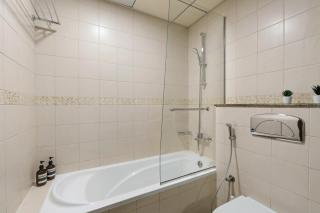 Top Marina Views 4 BRs - Walk to Beach, Mall, Tram - 7