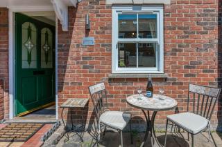 Sunnyside - Family Seaside Home, Crabpot Cottages, Sheringham - Sheringham - 8