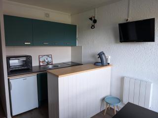 Studio cabine rénové avec vue sur le centre, WiFi et animaux acceptés - FR-1-787-117 - Laveissière - 6
