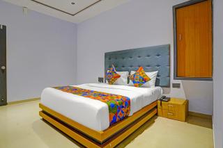 FabHotel Nidhivan Palace - Udhana Teen Rasta - Surat - 8