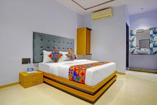 FabHotel Nidhivan Palace - Udhana Teen Rasta - Surat - 3