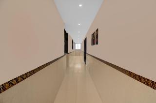 Super Townhouse Chakan MIDC Pune Formerly Renuka Executive - Chakan - 3