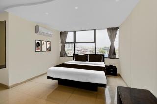 Super Townhouse Chakan MIDC Pune Formerly Renuka Executive - Chakan - 7