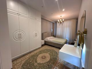 Modern 3-Room Apartment Located in City Center - Baku - 3