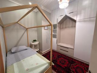 Modern 3-Room Apartment Located in City Center - Baku - 2