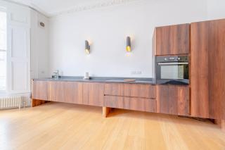 Stylish & Light Victorian 2BD Flat - Holland Park - Londra - 2