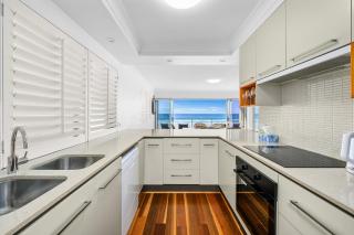 BEACHFRONT Beauty! - 2