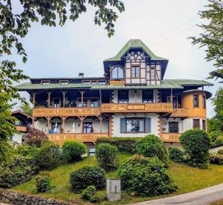 Die Watzmannsuite - Familienfreundliche Ferienwohnung in historischer Villa mit Kamin, Infrarotkabine, Balkon, Garten, nur 10 Gehminuten ins Zentrum von Berchtesgaden - Bischofswiesen - 7