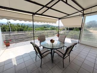 Veranda with endless view - Fournés - 0
