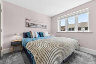 3BR Home nr M6 Hot Tub Parking & Garden - Curdworth - 8