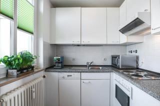 COOLEST Apartment in Berlin, easy Check-in, near BER Airport - Quiet&Cozy Penthouse - 5