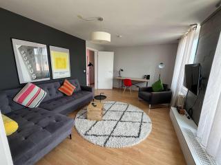 COOLEST Apartment in Berlin, easy Check-in, near BER Airport - Quiet&Cozy Penthouse - Schönefeld - 3