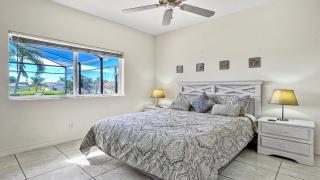 Timeout -south facing terrace with large pool - 3
