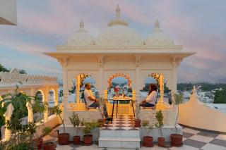 SaffronStays Rang Havelii - Heritage Super Deluxe Rooms, 3 mins from City Palace & Near Lake Pichola - 1