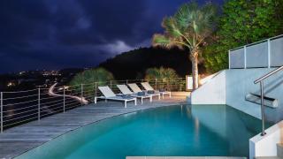 Villa Located in a Secluded Residential Area - Gustavia - 3