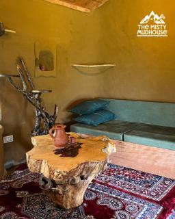 The Misty Mudhouse - 4