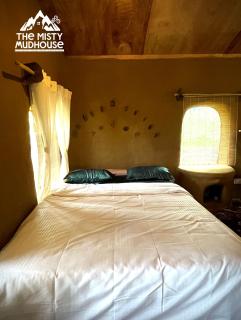 The Misty Mudhouse - 3