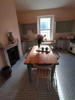 Superb large Victorian house, ocean views near beaches - Moffat - 6