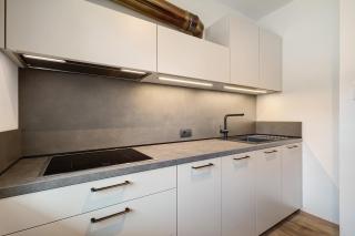 Apt Hofer Sandra - 1