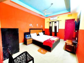 Hotel SM Palace Near Marine Drive Road Fully Air Spacious and Fully Air Conditioned Rooms - Puri - 4