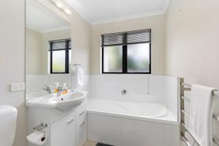 Central Lower Hutt Gem - Steps to Queensgate & Station - Lower Hutt - 9