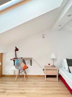 Modern Apartments with Air Conditioning, Vistula Boulevards, Cracow city heart - Krakau - 5