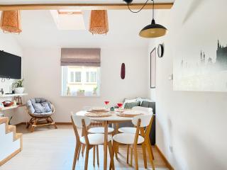 Modern Apartments with Air Conditioning, Vistula Boulevards, Cracow city heart - Krakau - 0