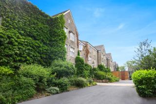 OYO Tong Park Hotel - Bradford - 9