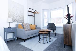 Urban Escape - Flat - Brandon - 0
