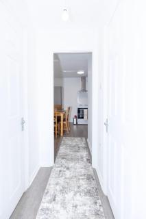 Urban Escape - Flat - Brandon - 6
