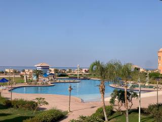 شالية غرفتين بورتو السخنة ووتر فرونت مصطبة اولي - Ain Sukhna - 0