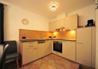 Apart am Brunnen - 1