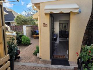 Cowes Cottage - Fish Hoek - 6