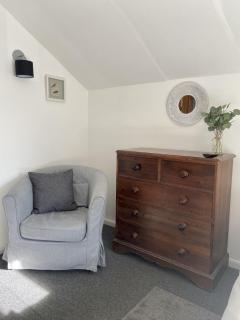 The Garret Studio Apartment,Balcony views & Parking - Topsham - 4