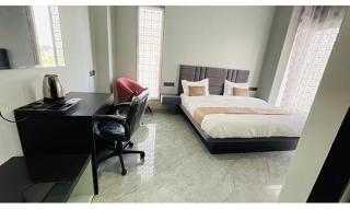 FabHotel Inn of Joy - Noida - 9