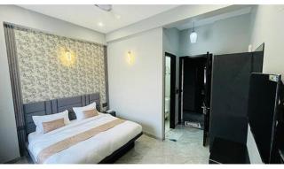 FabHotel Inn of Joy - Noida - 5