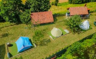 Blue tent - 0